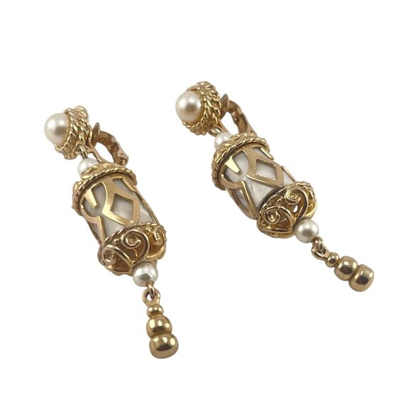 Emmons Magic Lantern Rare Gold Tone 1960s Pearl Drop Earrings With Filigree Desi - Picture 1 of 12